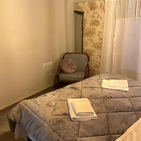 Chrysiis 2 Apartment